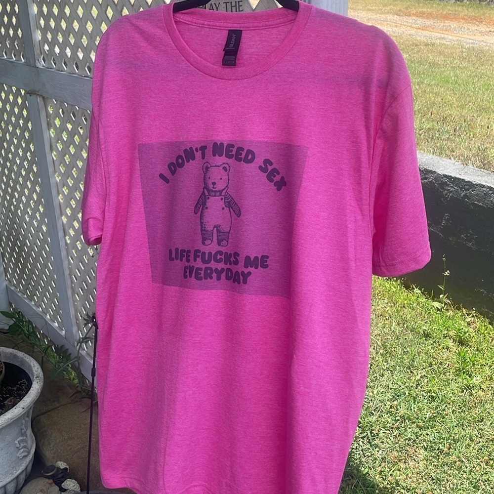 New Tshirt - Picture 2 of 5